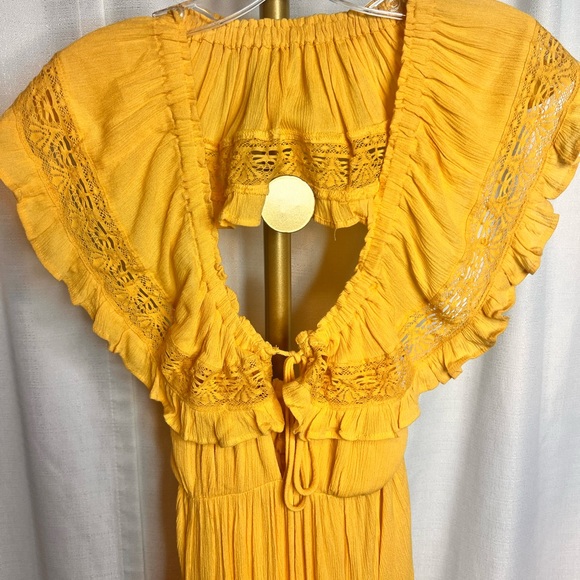 Free People Moonlight Ocean Maxi Dress in Yellow NWOT - Picture 5 of 6